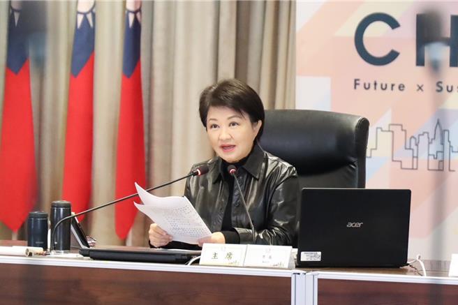 市长卢秀燕24日在市政会议表示，剩下2年任期，保证把捷运路网程序尽量跑完。（台中市府提供）