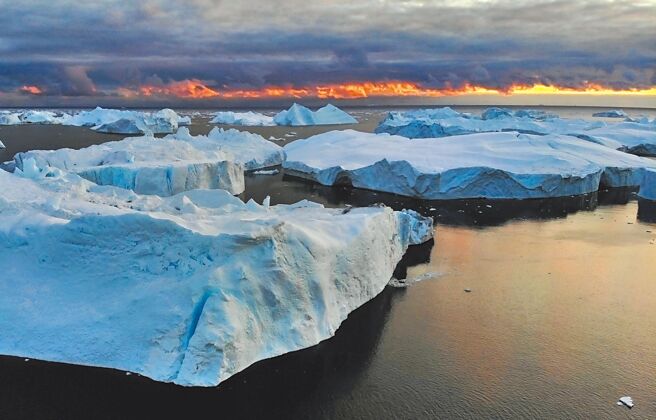 川普22日公布丹麦大使人选后，再次暗示有意收购格陵兰岛。图为格陵兰伊卢利萨特附近迪斯科湾。（路透）