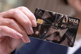 穩住微風發卡權 聯邦銀端雙無限卡留客