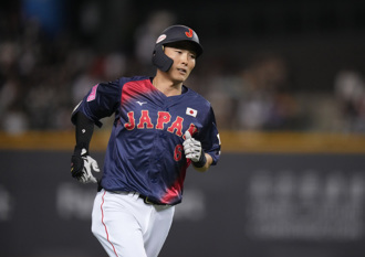 12強》日本隊長源田壯亮外遇 帶小三來台幽會「還坐正宮附近」 