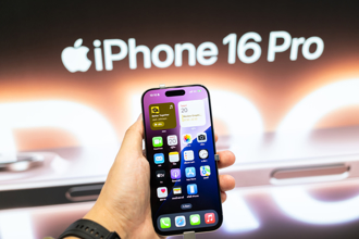 年度最強手機票選出爐！iPhone 16坐冷板凳 摔出Top 4榜單