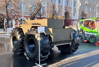 机器人革命？ 俄罗斯无人排雷车在示范中失控 