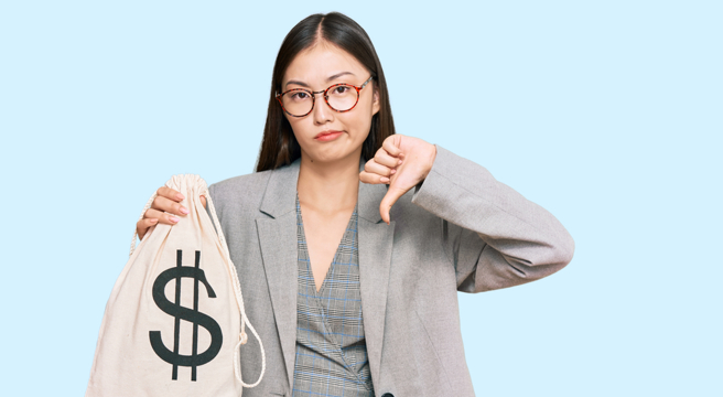 屬鼠的人2025年錢財損耗比較嚴重，要多注意並且在外財不露白。（示意圖：Shutterstock／達志）