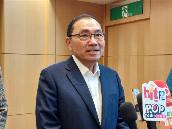 新北市长侯友宜今（25）日受访表示，大法官都是以专业为最大考量，这次大法官提名后，大家都会去想是否有政治考量，这部分社会自有公评论断，立法院做了决议就给予尊重。（陈慰慈摄）