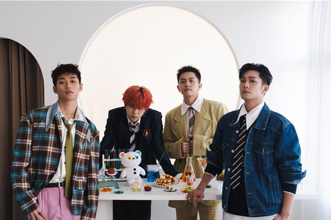 U：NUS宣布將舉行情人節粉絲派對。（滾石唱片提供）