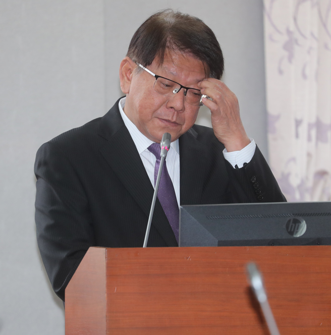 立法院司法法制委员会审查总统府收支部分，总统府秘书长潘孟安备询。（陈君玮摄）