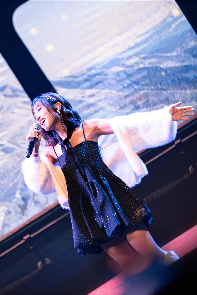 蔡佩轩日前在活动上卖力演出。（可瑞思国际娱乐提供）