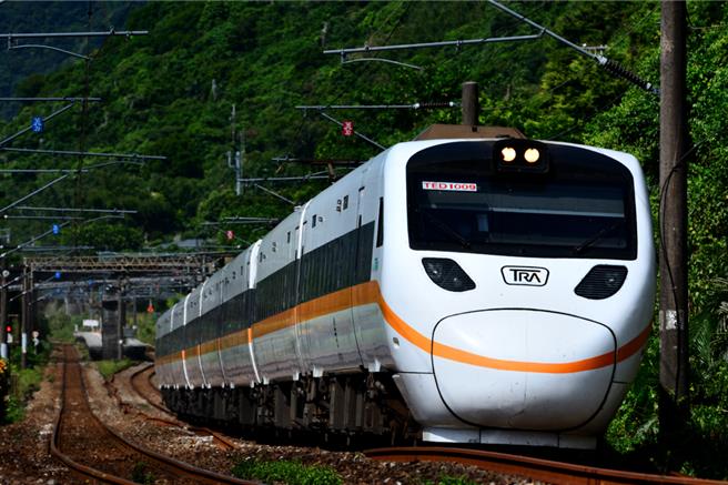 台铁公布春节东部干线疏运订票状况，至26日上午9时为止，已有39万4254张车票完成订票程序。（示意图：shutterstock／达志）