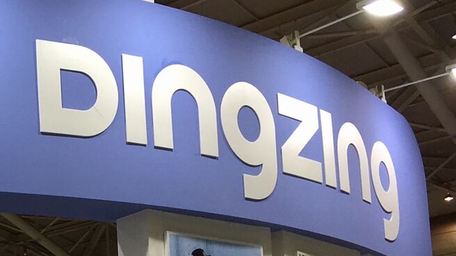 展望2025年，鼎基表示，高毛利产品出货占比持续拉升，其中医疗产品需求维持稳健，仍达双位数成长，电子材料稳健往上，营运可望持稳蓄势向上推进。图／鼎基提供