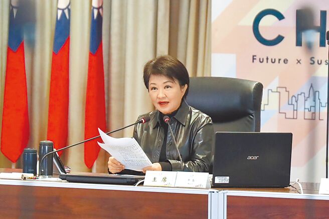 台中市长卢秀燕24日表示，剩下2年任期，要把捷运路网前置程序尽量跑完。（台中市府提供／陈淑娥台中传真）