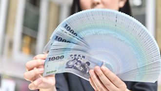 2025新制一次看 3類人免繳稅 機車、租屋族補貼擴大