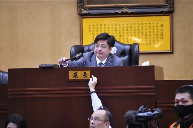 彰化縣議長謝典林認為，蔡壁如領導民眾黨民眾黨才不會泡沫化，柯文哲才有救。（彰化縣議會提供／葉靜美彰化傳真）