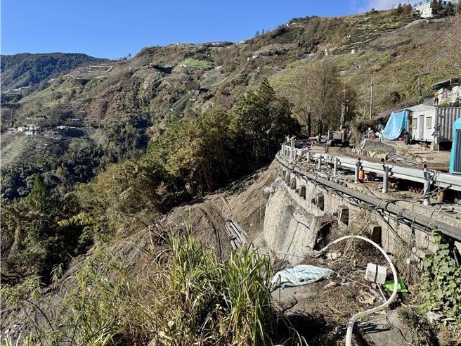 行政院今年2月通过中横便道復建可行性研究，预计花206亿元復建。（江启臣国会办公室提供／李京升台中传真）