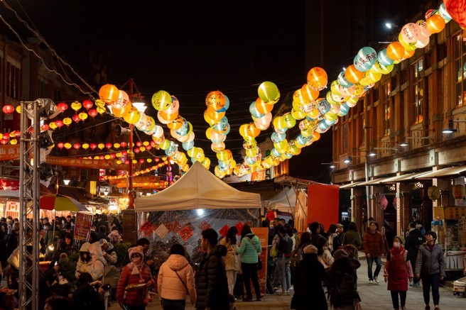 臺北市政府安排一系列丰富节庆活动，邀请大家一同来共襄盛举，享受节庆氛围。图/臺北市商业处提供