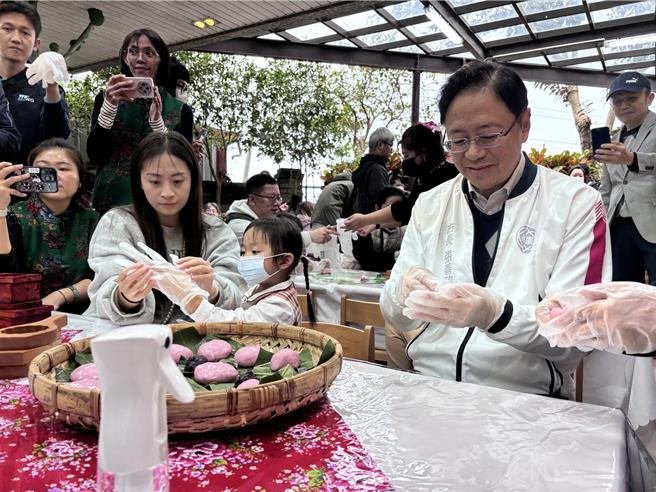 桃園市首間全客語幼兒園，位於新屋區的新學屋幼兒園，新學屋幼兒園加入沉浸式客語教學計畫長達4年，今年更率先獲客家委員會核定為全客語幼兒園。（廖姮玥攝）