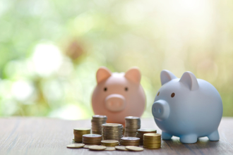 65歲僅剩存款400萬 能退休嗎？他要老爸撥300萬買「878＋919＋56」月月領錢 網戰翻