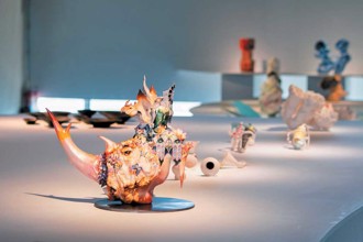 迎小龍年 春節鶯歌賞陶趣