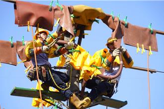 台電招考大加薪！爬電桿起薪衝破40K 開出千名技術員缺