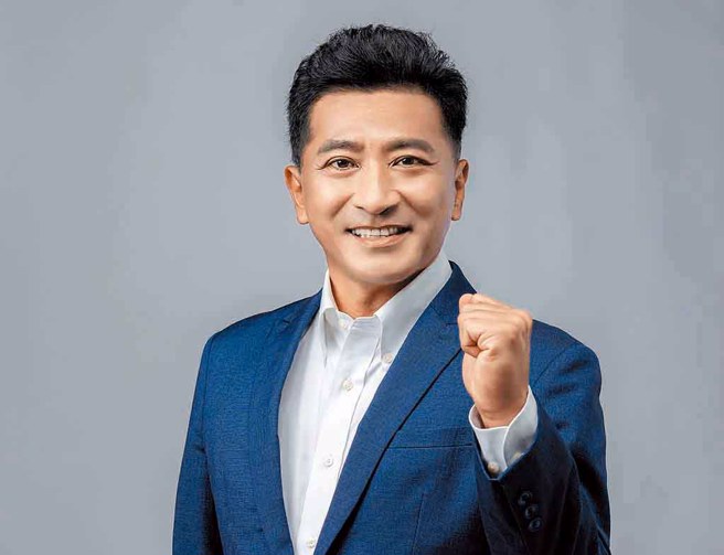 领航员：李明哲（苏澳镇长）。苏澳是充满热情活力的山海城镇，新春游苏澳，可登七星岭，远眺山海河港美景，也可漫游南方澳渔港，感受在地人文风情、品尝最鲜海产料理、採买各式海味伴手礼，也别忘了向妈祖祈求平安赐福，旅程期间还可畅游各式观光工厂与博物馆，丰富游程体验，随时欢迎您的到访。（图／苏澳镇公所提供）

