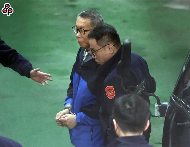 台北地检署侦办京华城案、政治献金案26日侦查终结，起诉提解在押的民眾党主席柯文哲。（姚志平摄）