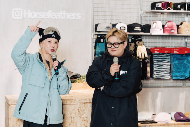 巫苡萱分享自己从初学者到以考取滑雪教练为目标的滑雪歷程。