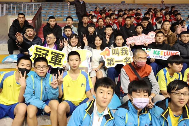 第22届SBL暨第20届WSBL超级篮球联赛，27日起在基隆市立体育馆展开3天热身赛，每天各4场，全部免费入场。（基市府教育处提供／徐佑升基隆传真）