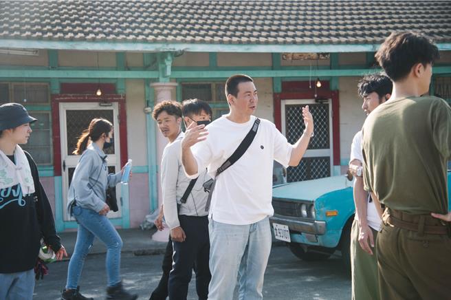 日本导演片山慎三执导《雨中的欲情》去年在嘉义取景拍摄。（光年映画提供）