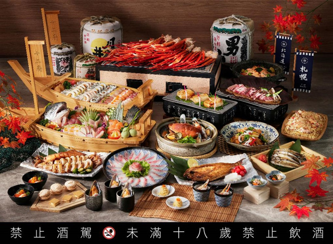 「十二厨」自助餐厅推出期间限定的「北海道美食祭」，可饱尝30款以上道地的雪国料理、松叶蟹、草莓季甜点等通通吃到饱。(台北喜来登大饭店提供)★《中时新闻网》关心您：饮酒过量，有碍健康。酒后不开车，安全有保障！