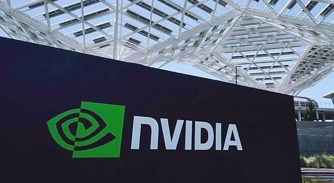 数据显示，今年来散户买超将近300亿美元辉达股票，净流入较三年前暴增将近9倍。辉达可望取代特斯拉，拿下2024年散户最爱个股头衔。图／美联社