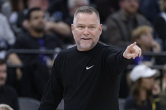 NBA》金塊主帥談麥克布朗被打電話通知下課：沒格調也沒膽量