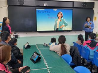 云林智慧教室大升级！导入智慧黑板 数位课堂进度领先全国