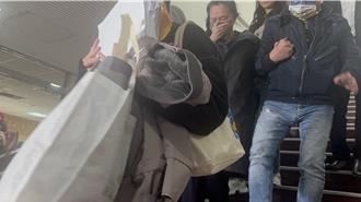 遭爆有雙重國籍？應曉薇秀文件：14年前已放棄加拿大籍