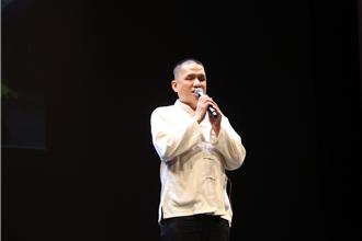 眼盲又罹癌！生命鬥士張晉豪「勇敢的囝仔」感動千名觀眾