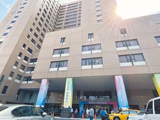 右腎腫瘤腦栓塞 陳菊住院治療