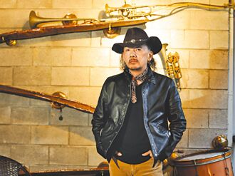 游子阳自揭疮疤负债出辑