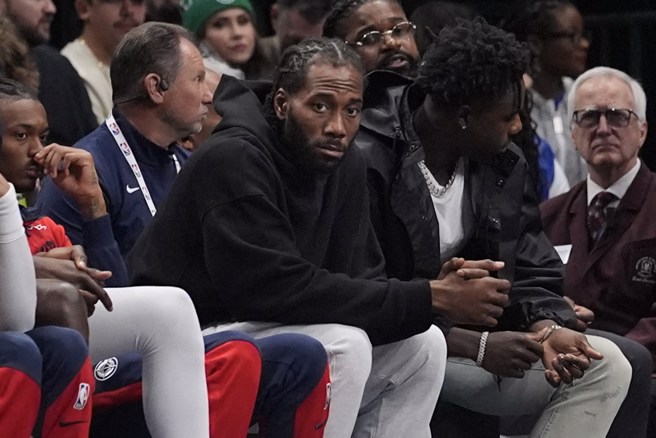 里欧纳德总算即将迎来本季首秀了。(美联社资料照)