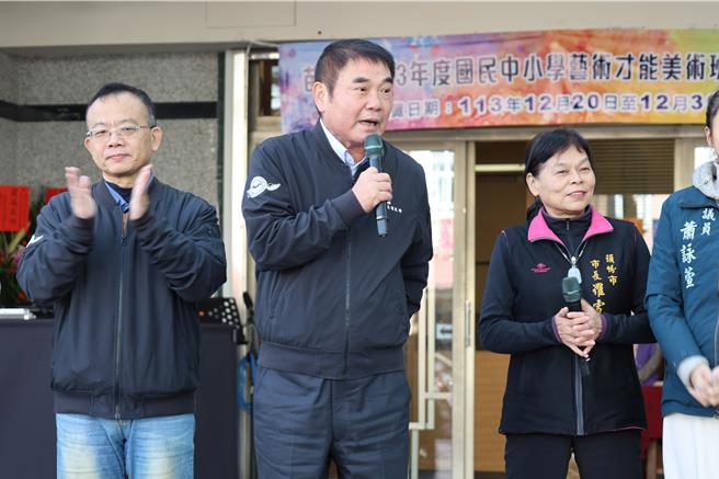 每年的12月28日是全国客家日，苗栗县长锺东锦呼吁客家乡亲多说客家话。（谢明俊摄）