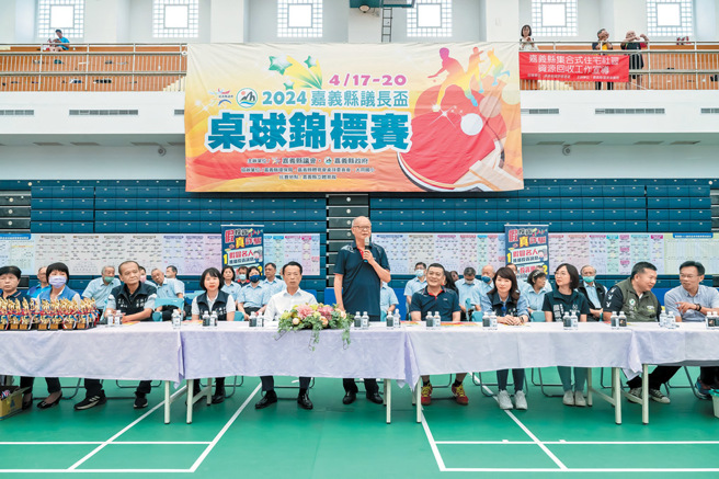 议长杯桌球赛从2007年举办以来，参赛队伍从61队679人到2024年1200人参赛，多年来早已成为嘉义地区最大规模桌球比赛。（嘉义县议会提供）
