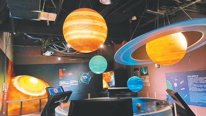 臺南市南瀛天文馆自开馆迄今推动天文科普教育已逾10年。（臺南市政府教育局提供）

