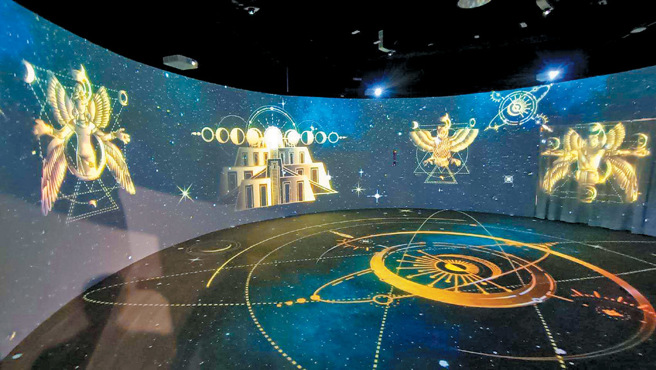 重新开幕的天文展示馆设有12大主题，透过互动装置、沉浸式体验与装置艺术等多种展演手法，使天文学成为人人都能理解、体验的知识。（臺南市政府教育局提供）

