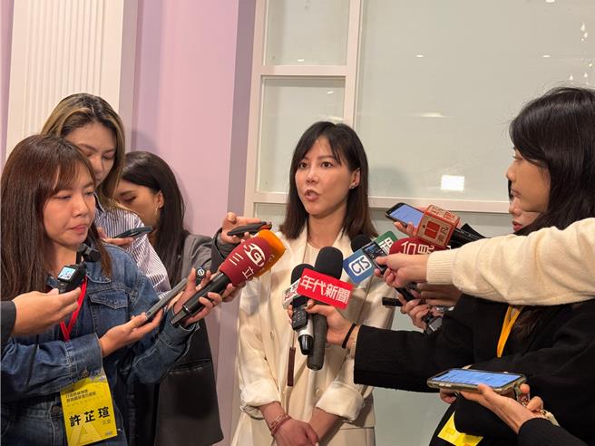 行政院發言人李慧芝受訪。（張薷攝）