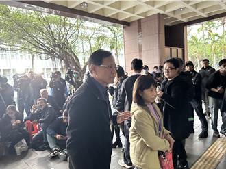 柯文哲心繫癌父   白委張啓楷：他說只要能探父「願接受所有條件」