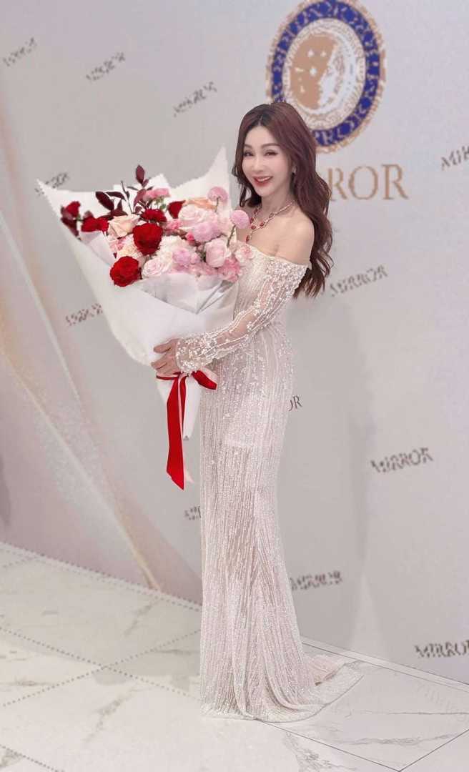 陈美凤靠着饮食管理及良好的运动维持好身材。（图／翻摄自陈美凤脸书）