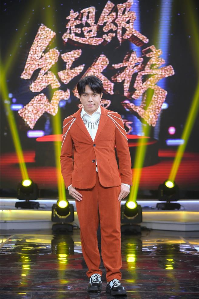 许志豪一身劲装打扮超帅气。（三立提供）