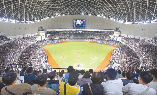 世界12强棒球赛中华队在台北大巨蛋几乎场场爆满。（本报资料照片）