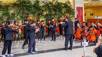 竹縣興隆國小弦樂團感恩音樂會 療癒病患和家屬