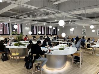 中山大學「書香町」展新貌 24小時智慧還書系統亮眼