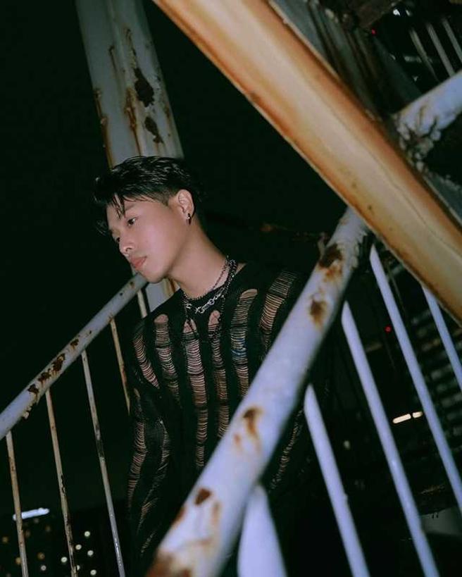 HowZ加入新东家后推出不少作品。（图／翻摄自HowZ IG）