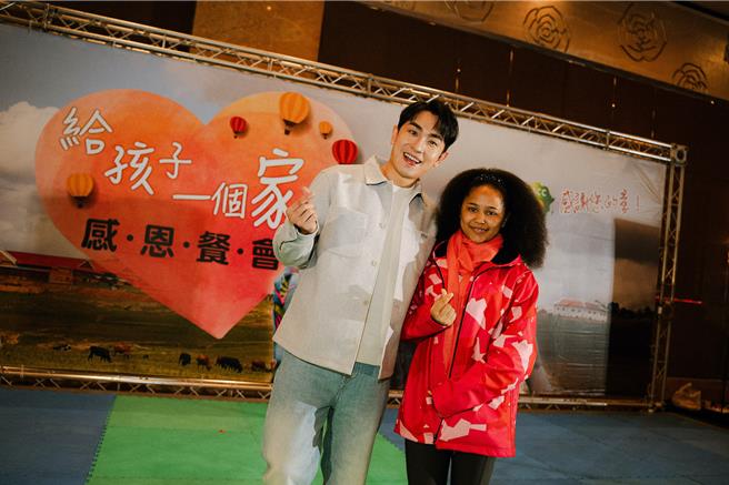 陳謙文助養的「女兒」正在台灣讀輔仁大學。（葡萄長文創工作室提供）