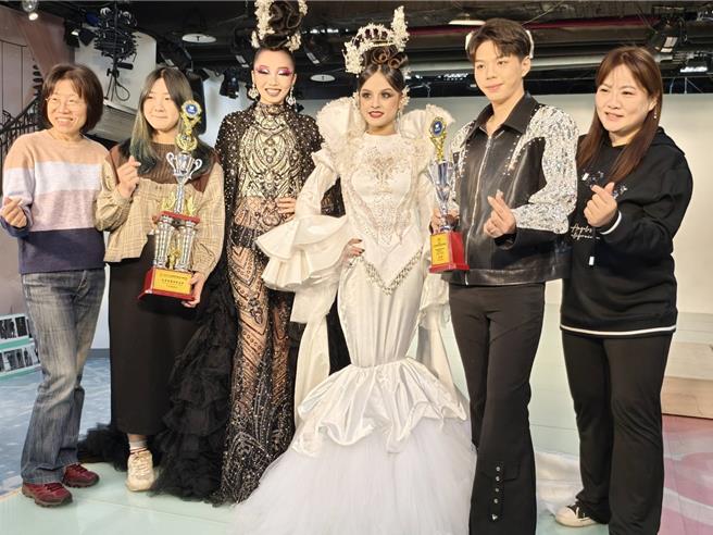 建国科大美容系师生在2024 TSIA国际美业菁英赛中成绩亮眼。（叶静美摄）